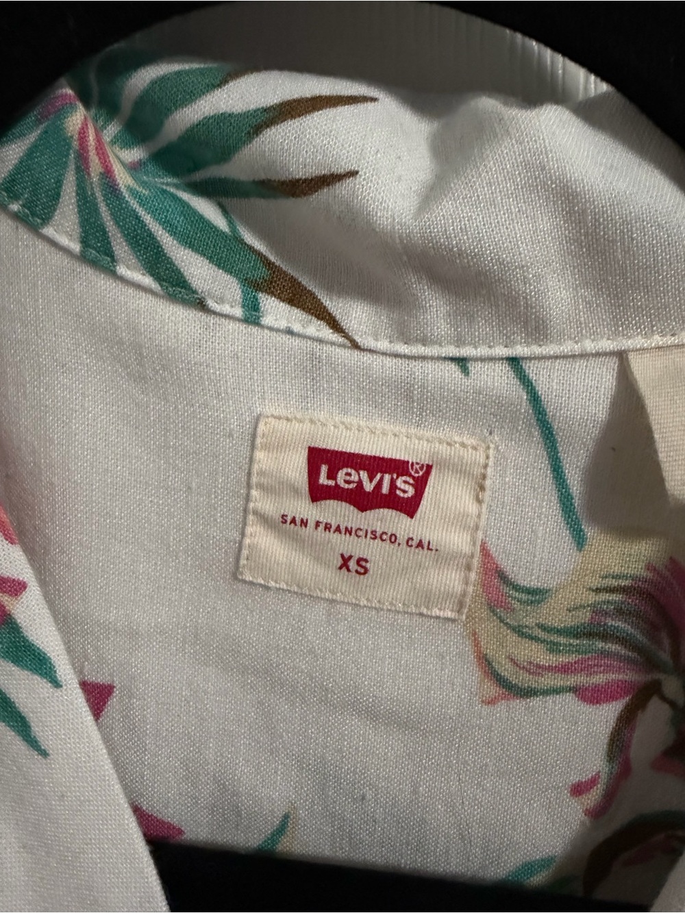 Levi’s Joyce Short Sleeve Resort Shirt - Picture 2 of 3